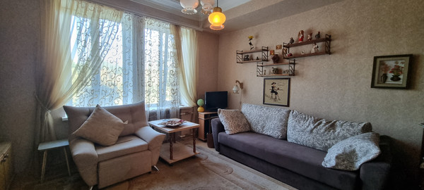 Продам двухкомнатную (2-комн.) квартиру, Комсомольская ул, 3, Брянск г