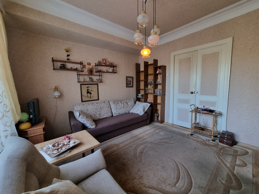 Продам двухкомнатную (2-комн.) квартиру, Комсомольская ул, 3, Брянск г