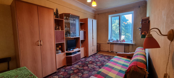 Продам двухкомнатную (2-комн.) квартиру, Комсомольская ул, 3, Брянск г