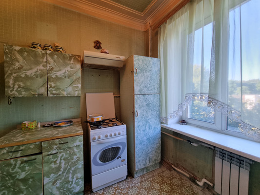 Продам двухкомнатную (2-комн.) квартиру, Комсомольская ул, 3, Брянск г