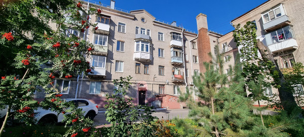 Продам двухкомнатную (2-комн.) квартиру, Комсомольская ул, 3, Брянск г