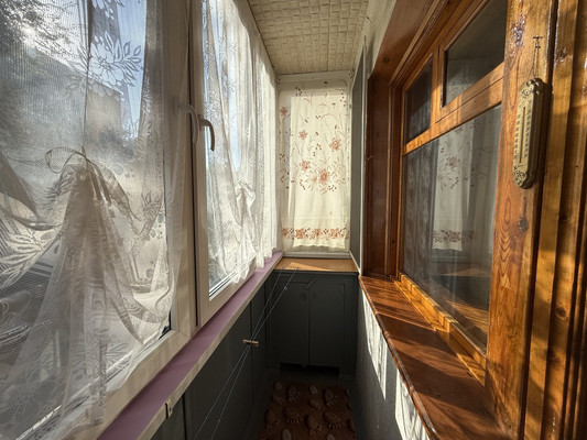 Продам двухкомнатную (2-комн.) квартиру, Самокиша ул, 4, Симферополь г