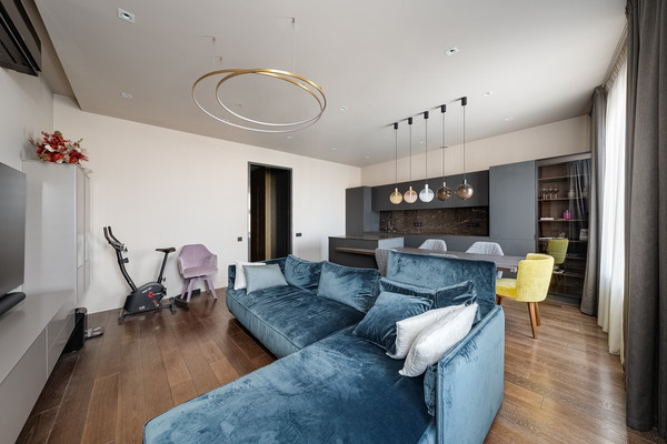 Продам трехкомнатную (3-комн.) квартиру, Ленинградский пр-кт, 29, Москва г