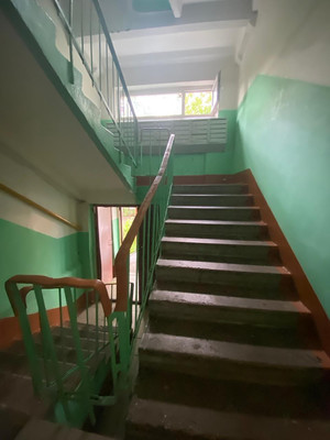 Продам двухкомнатную (2-комн.) квартиру, Комсомольская ул, 1, Малаховка рп