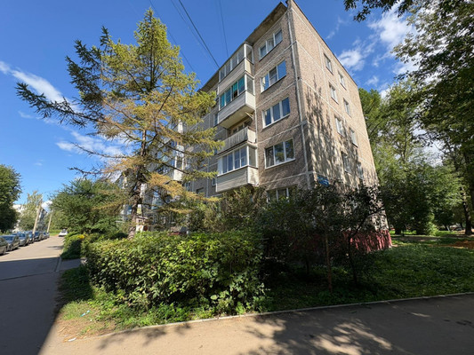 Продам трехкомнатную (3-комн.) квартиру, ГСК-2 Юбилейный тер, 34, Подольской машинно-испытательной станции п