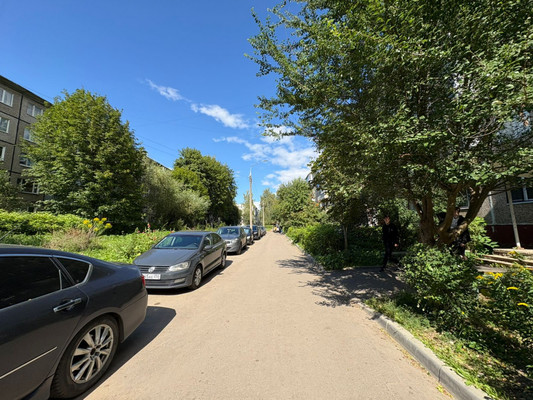 Продам трехкомнатную (3-комн.) квартиру, ГСК-2 Юбилейный тер, 34, Подольской машинно-испытательной станции п