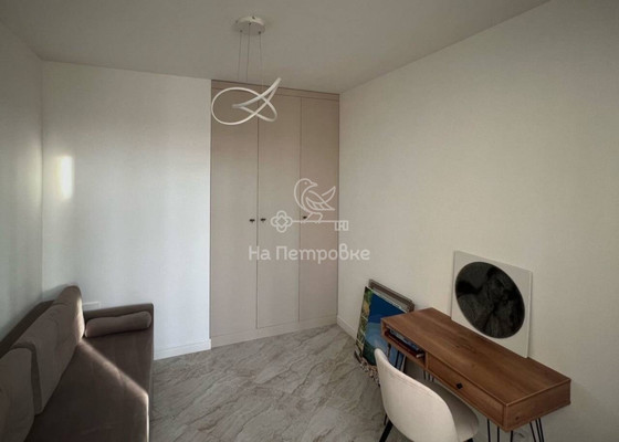 Продам трехкомнатную (3-комн.) квартиру, Северная ул, 9к1, Одинцово г