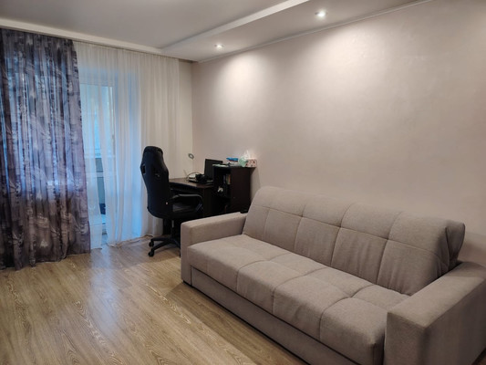 Продам однокомнатную (1-комн.) квартиру, Кальная ул, 44, Рязань г