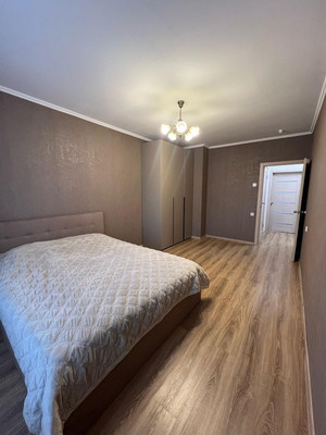 Продам двухкомнатную (2-комн.) квартиру, Лавриненко ул, 13к3, Москва г