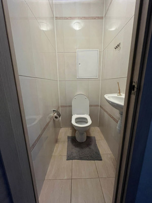 Продам двухкомнатную (2-комн.) квартиру, Лавриненко ул, 13к3, Москва г