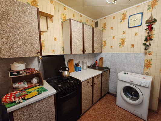 Продам двухкомнатную (2-комн.) квартиру, Инициативная ул, 68, Люберцы г