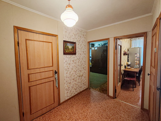 Продам двухкомнатную (2-комн.) квартиру, Инициативная ул, 68, Люберцы г