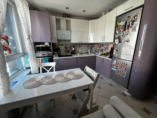 Продам двухкомнатную (2-комн.) квартиру, Александры Монаховой ул, 92к3, Коммунарка п