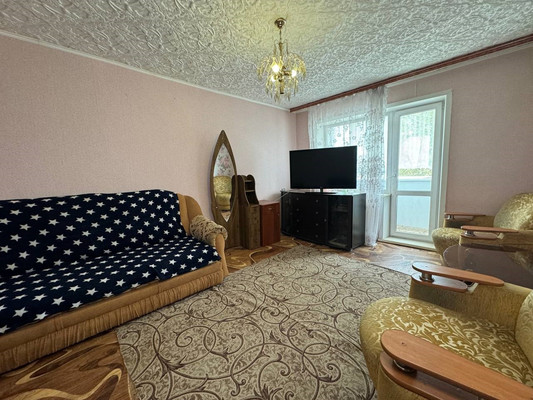 Продам однокомнатную (1-комн.) квартиру, Строителей пр-кт, 19кВ, Амурск г