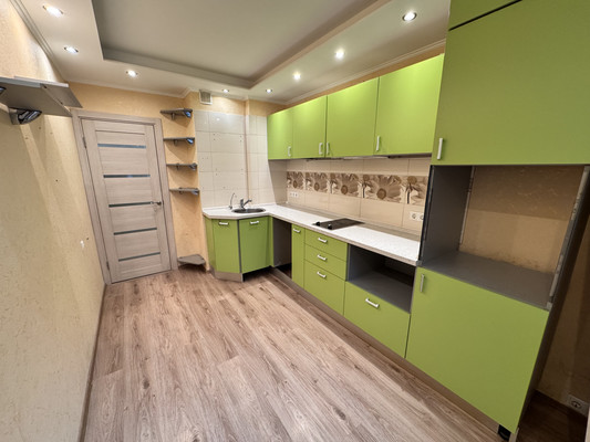Продам двухкомнатную (2-комн.) квартиру, Комендантский пр-кт, 21к2, Санкт-Петербург г