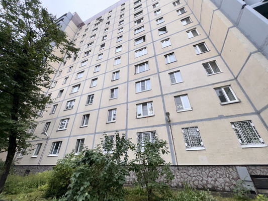 Продам двухкомнатную (2-комн.) квартиру, Комендантский пр-кт, 21к2, Санкт-Петербург г