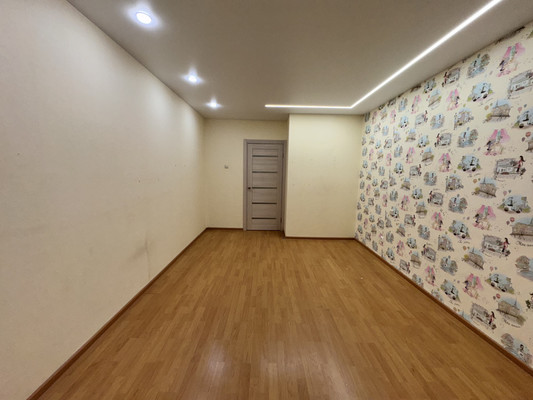 Продам двухкомнатную (2-комн.) квартиру, Комендантский пр-кт, 21к2, Санкт-Петербург г