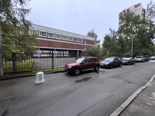 Продам двухкомнатную (2-комн.) квартиру, Комендантский пр-кт, 21к2, Санкт-Петербург г