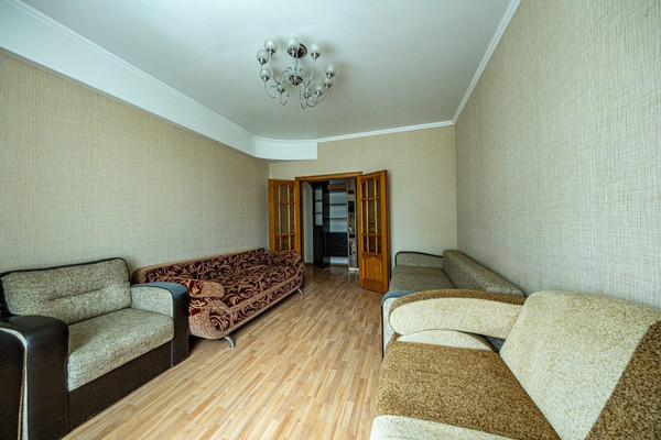 Продам двухкомнатную (2-комн.) квартиру, Карла Маркса ул, 43, Ишим г