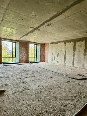 Продам трехкомнатную (3-комн.) квартиру, Весенняя ул, 2к1, Заречье рп