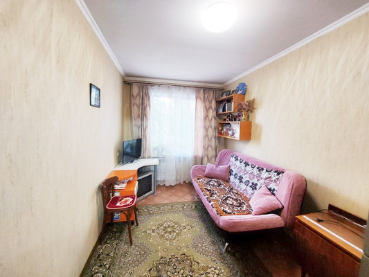 Продам трехкомнатную (3-комн.) квартиру, Ботаническая ул, 13, Казань г