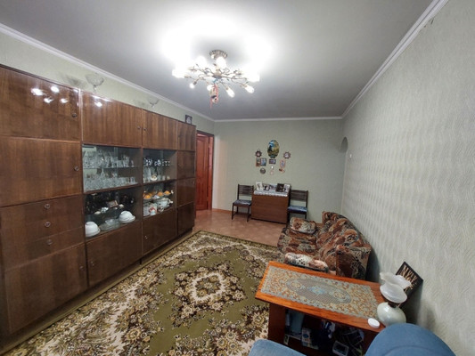 Продам трехкомнатную (3-комн.) квартиру, Ботаническая ул, 13, Казань г