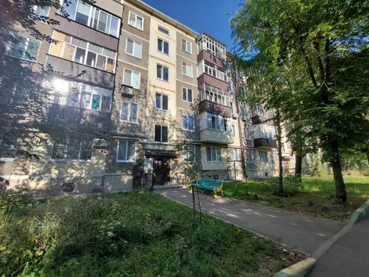 Продам трехкомнатную (3-комн.) квартиру, Ботаническая ул, 13, Казань г