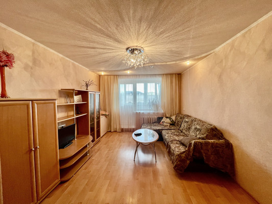 Продам трехкомнатную (3-комн.) квартиру, Революционная ул, 8, Иваново г