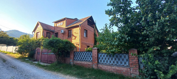Продам дом, Озерная ул, 4, Кирпичное с, 0 км от города