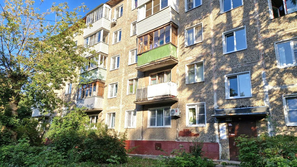 Продам двухкомнатную (2-комн.) квартиру, Клемента Готвальда ул, 7кб, Подольск г