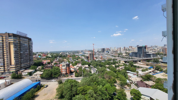 Продам двухкомнатную (2-комн.) квартиру, Привокзальная ул, 3/1, Ростов-на-Дону г