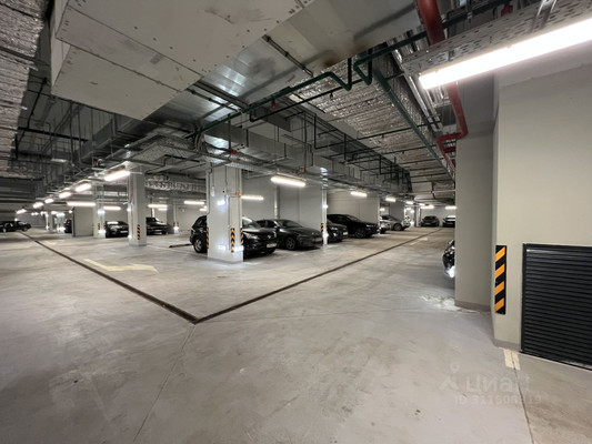 Продам машиноместо 14 м2, Введенского ул, 5, Москва г