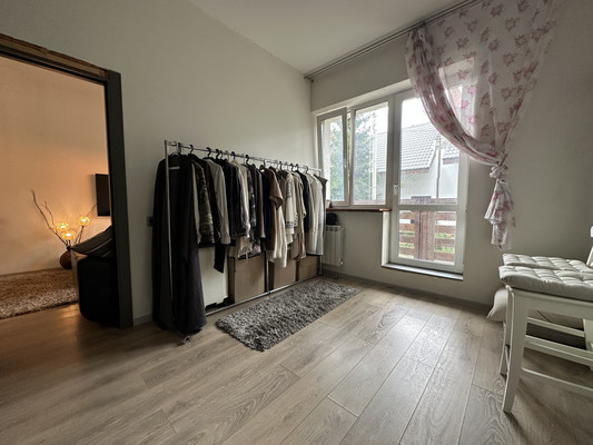 Продам однокомнатную (1-комн.) квартиру, Новые Капорки ул, 72, Капорки д