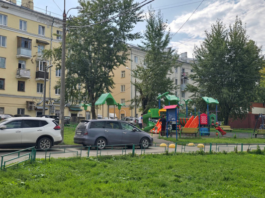 Продам однокомнатную (1-комн.) квартиру, Подольских Курсантов ул, 4, Подольск г
