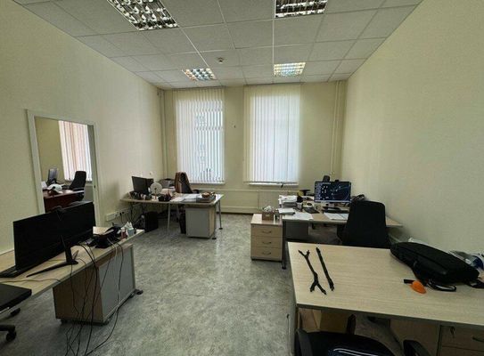 Сдам офисное помещение 148 м2, Подсосенский пер, 7 4, Москва г