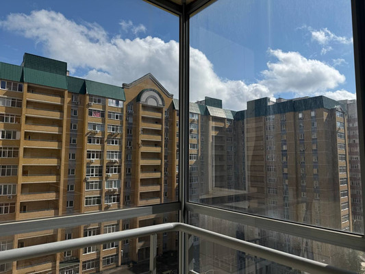 Продам однокомнатную (1-комн.) квартиру, Адоратского ул, 1б, Казань г