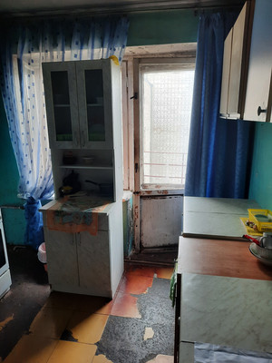 Продам комнату в 8-комн. квартире, Купчинская ул, 21к1, Санкт-Петербург г