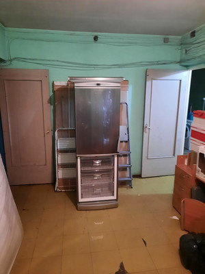 Продам комнату в 8-комн. квартире, Купчинская ул, 21к1, Санкт-Петербург г
