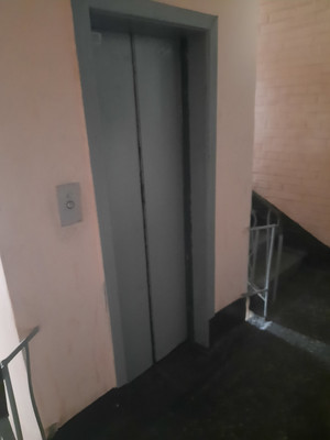 Продам комнату в 8-комн. квартире, Купчинская ул, 21к1, Санкт-Петербург г