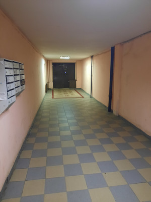 Продам комнату в 8-комн. квартире, Купчинская ул, 21к1, Санкт-Петербург г