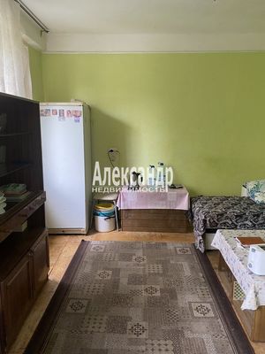 Продам многокомнатную квартиру, Комендантский пр-кт, 16к2, Санкт-Петербург г