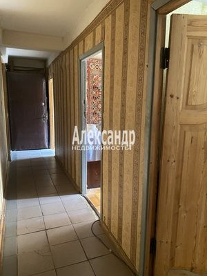 Продам многокомнатную квартиру, Комендантский пр-кт, 16к2, Санкт-Петербург г