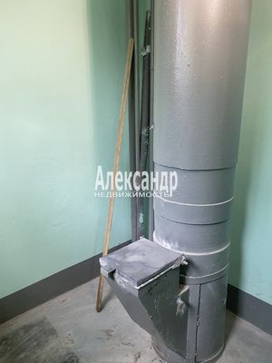 Продам многокомнатную квартиру, Комендантский пр-кт, 16к2, Санкт-Петербург г