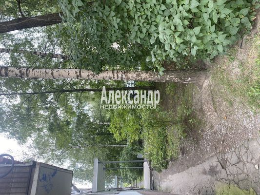 Продам многокомнатную квартиру, Комендантский пр-кт, 16к2, Санкт-Петербург г
