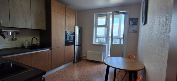 Продам двухкомнатную (2-комн.) квартиру, Бурнаковская ул, 97, Нижний Новгород г