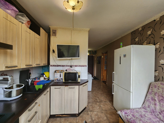 Продам двухкомнатную (2-комн.) квартиру, 20, Калитино п