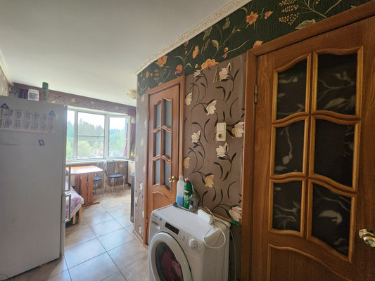 Продам двухкомнатную (2-комн.) квартиру, 20, Калитино п