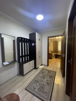 Продам трехкомнатную (3-комн.) квартиру, Киевская ул, 153, Симферополь г