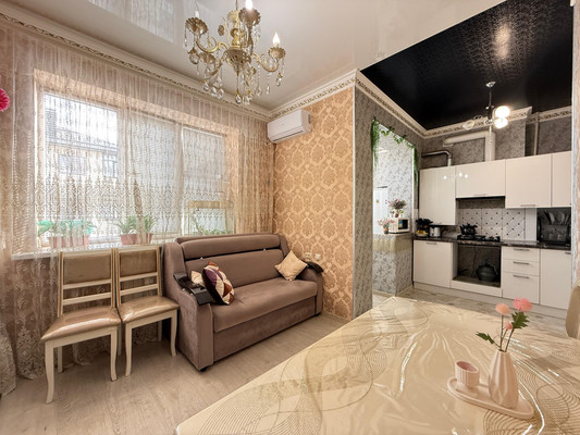 Продам однокомнатную (1-комн.) квартиру, Толстого ул, 180б, Нальчик г