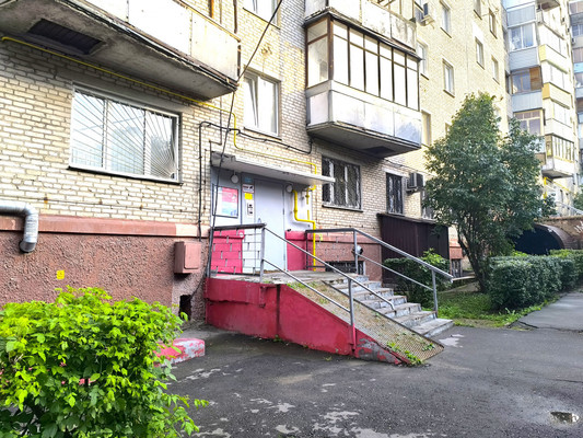 Продам однокомнатную (1-комн.) квартиру, Большая Зеленовская ул, 8, Подольск г